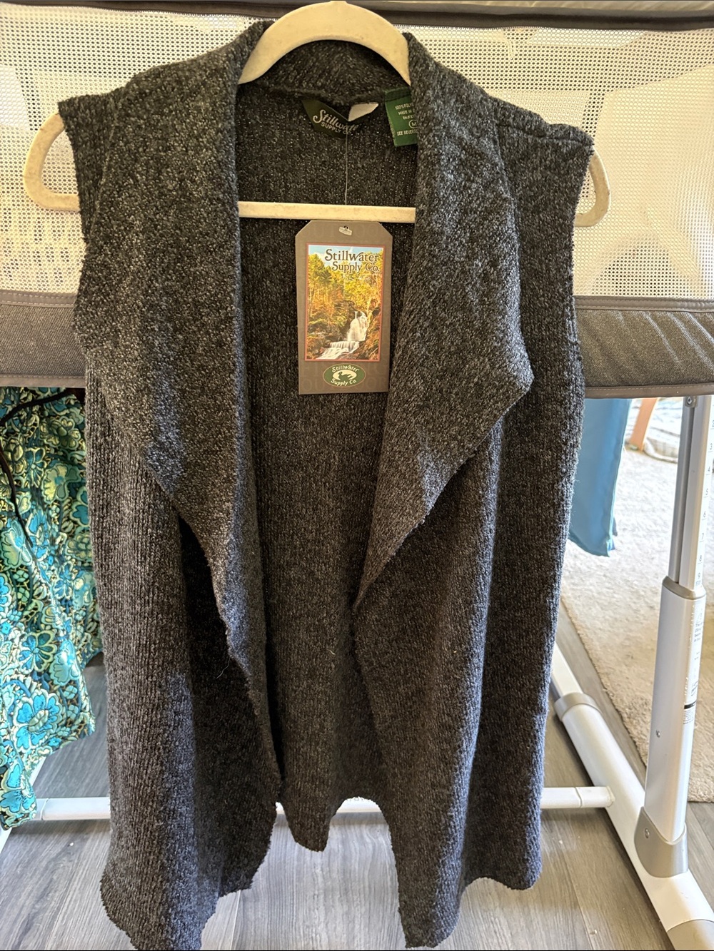Stillwater Supply Charcoal Open-Front Sleeveless Cardigan